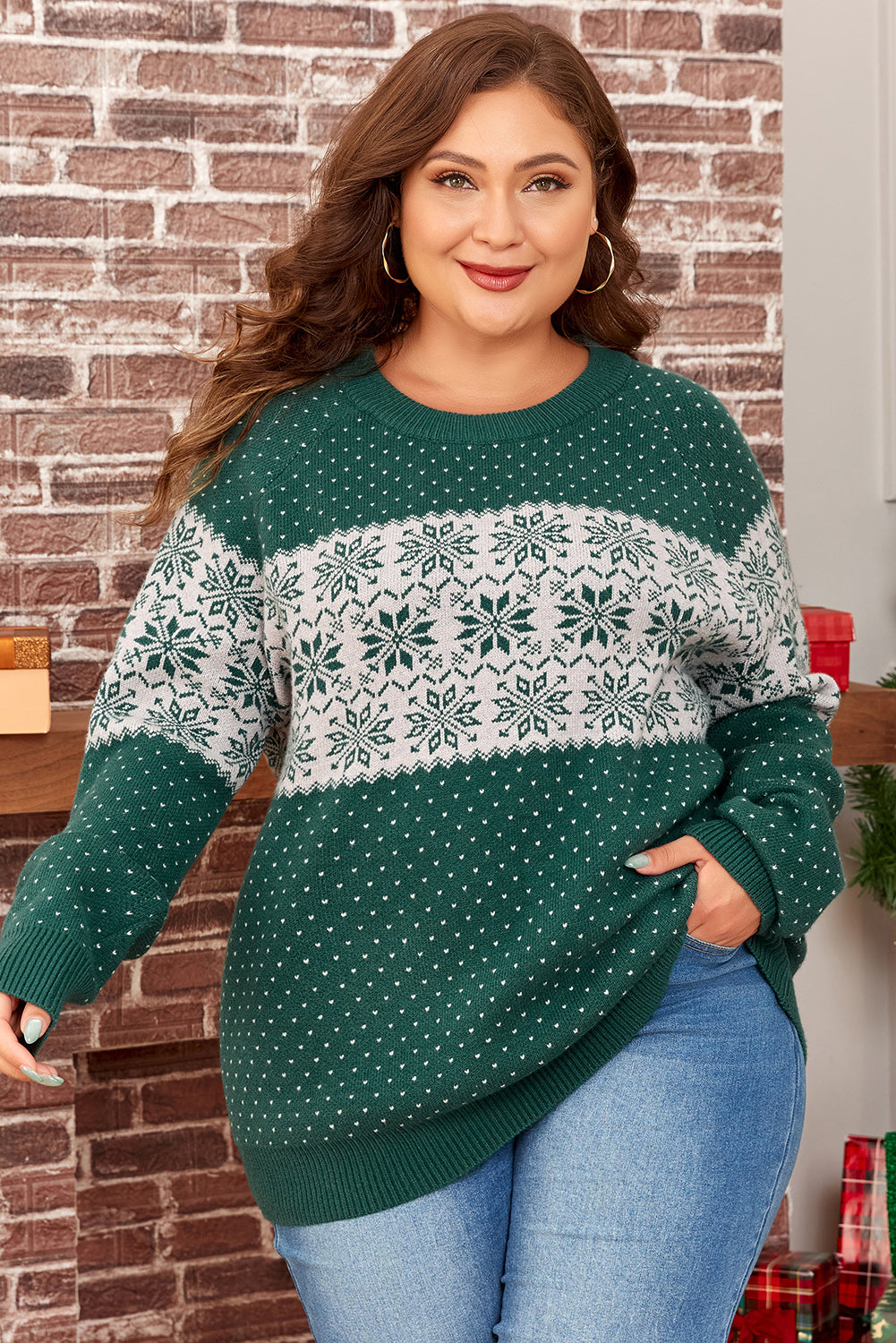 Green Christmas Snowflake Pattern Drop Shoulder Plus Size Sweater